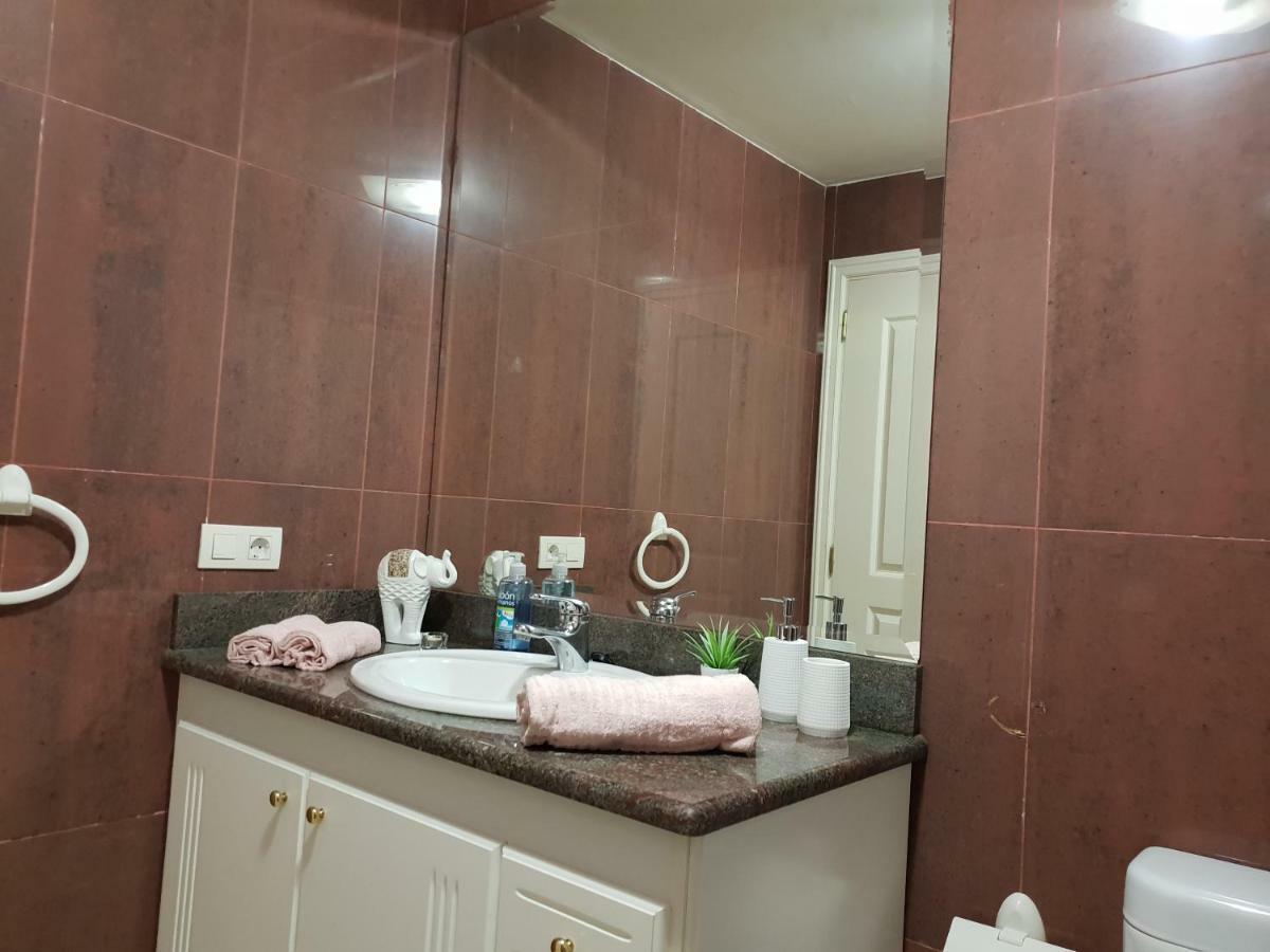 Terrazas Del Duque 2, Terrace, Sea View, Only 300 M To Beach, Heated Pool, Air Conditioning, Wifi Internet, Dishwasher, Washing Machine Costa Adeje  Bagian luar foto