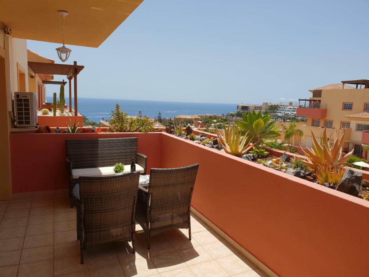 Terrazas Del Duque 2, Terrace, Sea View, Only 300 M To Beach, Heated Pool, Air Conditioning, Wifi Internet, Dishwasher, Washing Machine Costa Adeje  Bagian luar foto